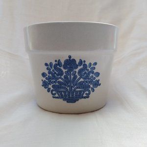 Vintage Pfaltzgraff Stoneware Yorktowne Flower Pot